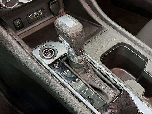 Used 2024 Nissan Sentra SV image 24