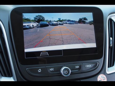Used 2024 Chevrolet Malibu LT image 30