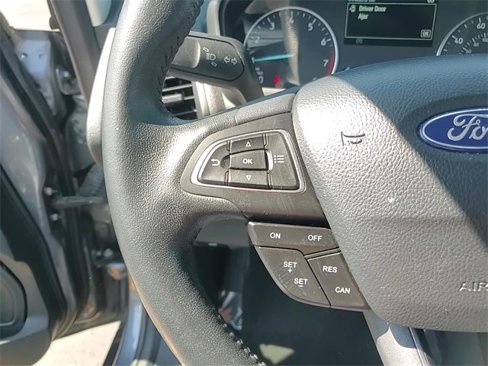 Used 2019 Ford EcoSport SE image 17