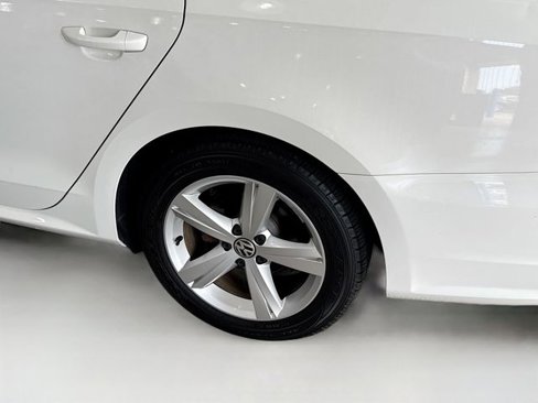 Used 2014 Volkswagen Passat 1.8T SE image 29