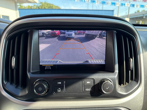 Used 2020 Chevrolet Colorado LT w/ Safety Package image 17