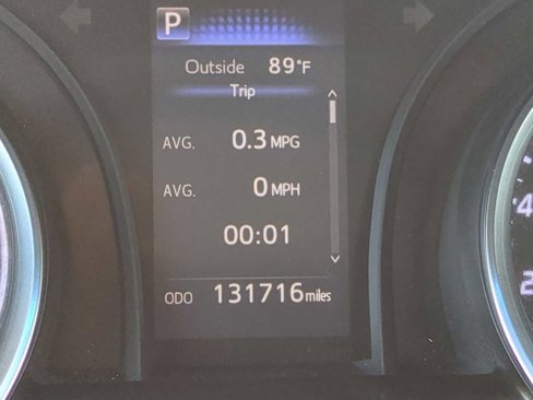 Used 2018 Toyota Camry SE image 32