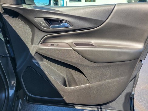 Used 2021 Chevrolet Equinox LT image 21