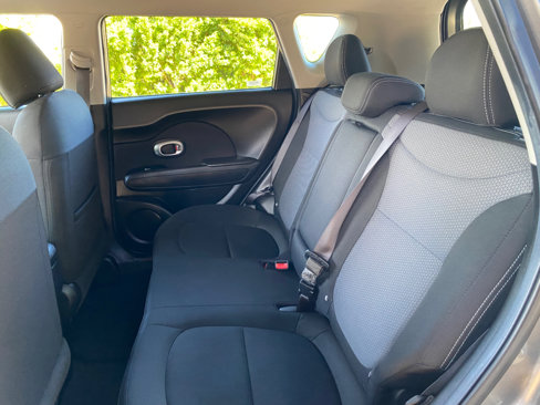 Used 2019 Kia Soul + image 32