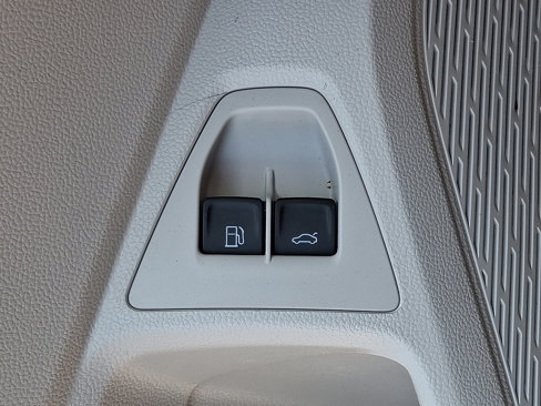 Certified 2022 Volkswagen Jetta S image 25