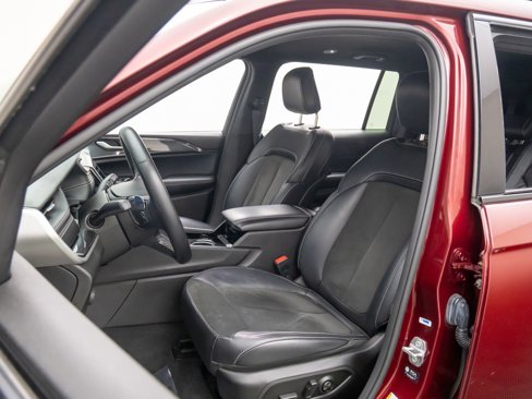 Used 2022 Jeep Grand Cherokee L Laredo image 15
