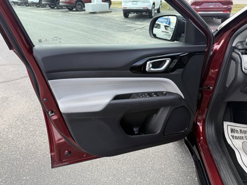 Used 2022 Jeep Compass Limited w/ Elite Group image 19
