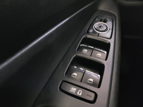 Used 2019 Hyundai Santa Fe SE image 27