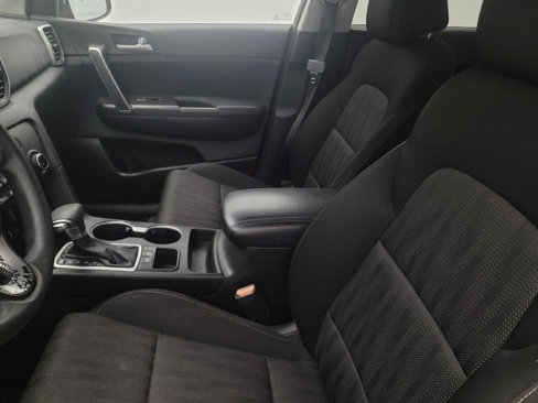 Used 2017 Kia Sportage LX image 17