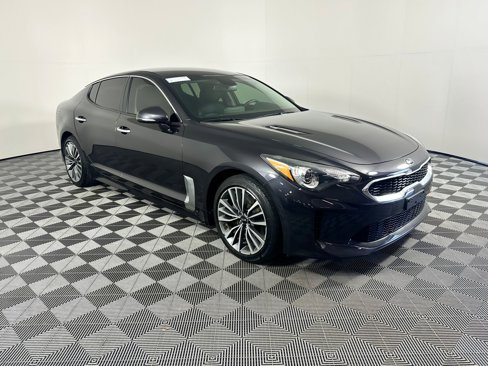 Used 2019 Kia Stinger image 7