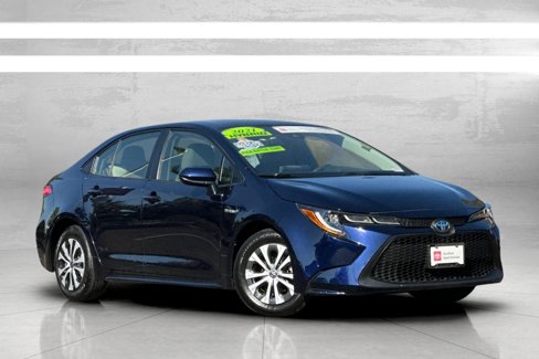 Used 2021 Toyota Corolla LE image 2