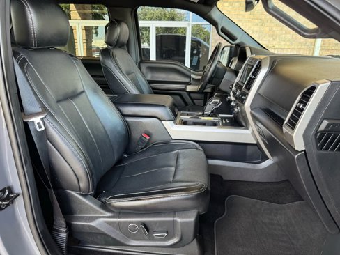 Used 2018 Ford F150 Lariat image 29