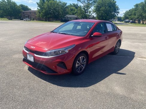 Used 2024 Kia Forte LXS image 2