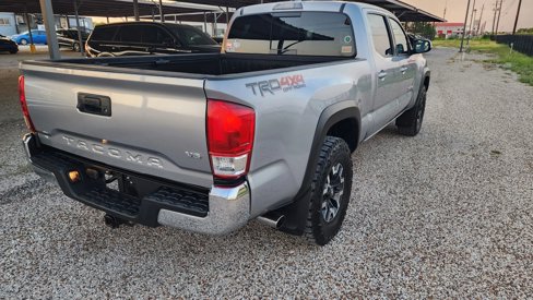 Used 2020 Toyota Tacoma TRD Off-Road image 18