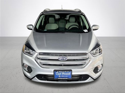 Used 2019 Ford Escape Titanium image 3
