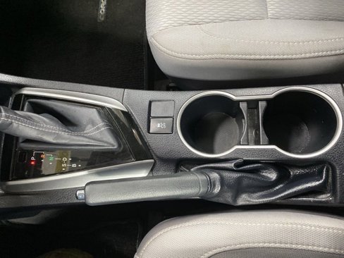 Used 2016 Toyota Corolla LE image 35