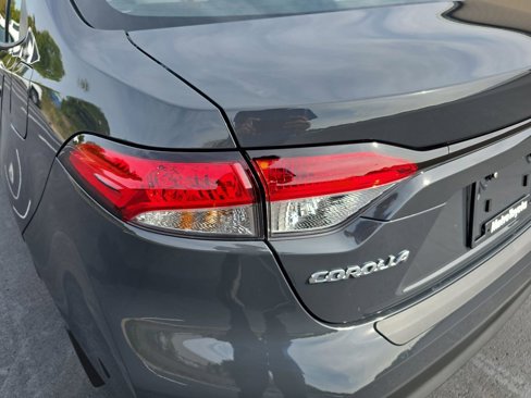 New 2025 Toyota Corolla LE image 30
