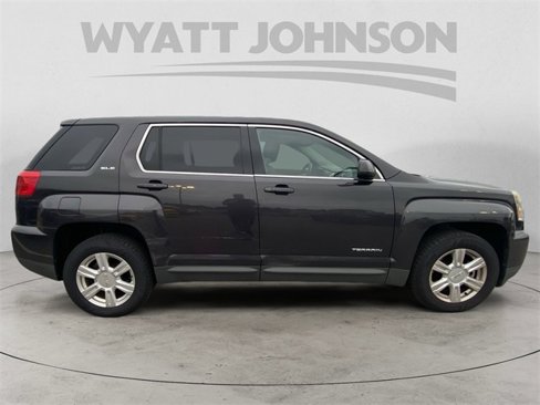 Used 2016 GMC Terrain SLE image 13