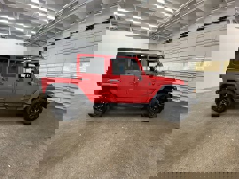 Used 2014 Jeep Wrangler Unlimited Sport w/ Quick Order Package 24S image 7