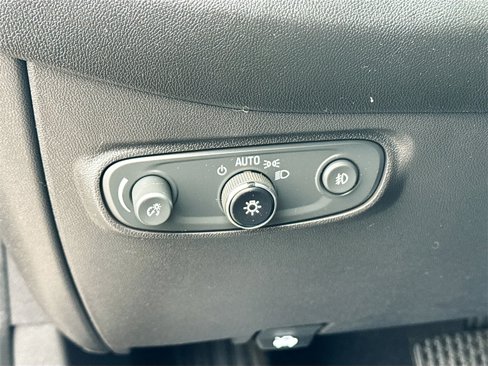 Used 2021 Chevrolet Equinox LT image 6