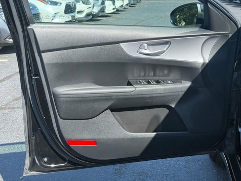 Used 2023 Kia Forte LXS image 20