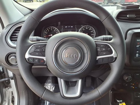 Used 2020 Jeep Renegade Sport w/ Sport Appearance Group image 17