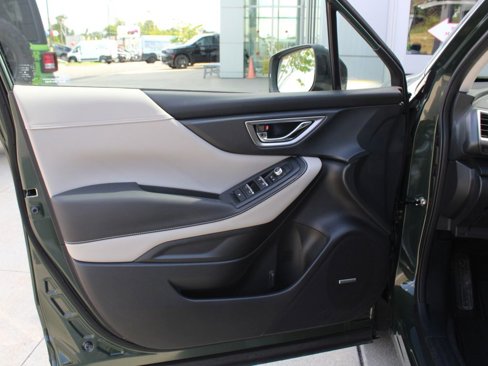 Used 2023 Subaru Forester Limited image 19