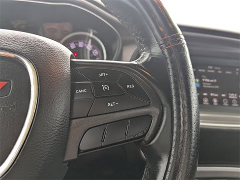 Used 2019 Dodge Challenger SXT image 22