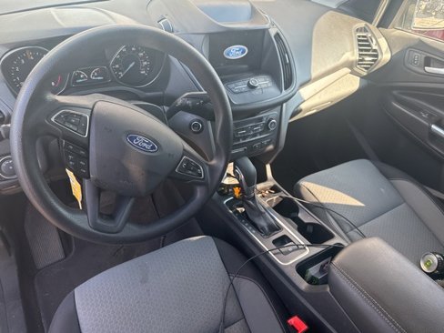 Used 2019 Ford Escape SE image 4