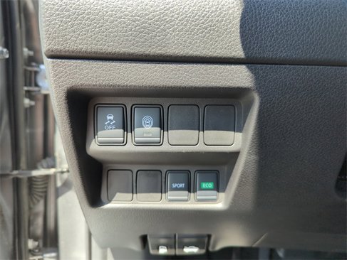 Certified 2020 Nissan Rogue Sport S image 35