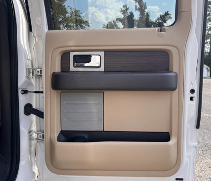 Used 2014 Ford F150 Lariat w/ Equipment Group 502A Luxury image 18