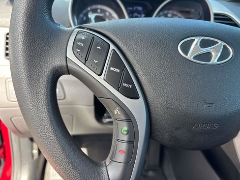 Used 2016 Hyundai Elantra SE w/ Option Group 02 image 17