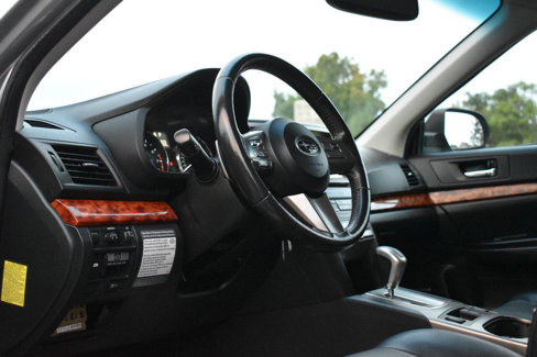 Used 2011 Subaru Outback 3.6R Limited image 19