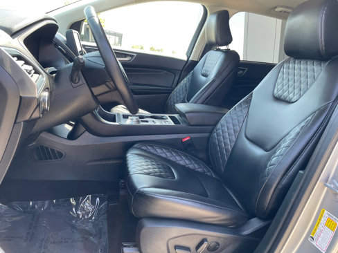 Used 2023 Ford Edge Titanium image 7