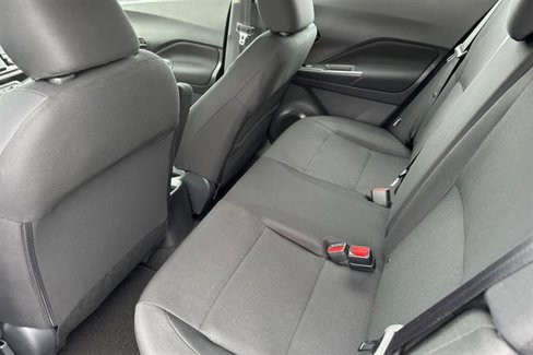 New 2025 Nissan Kicks Play S image 13