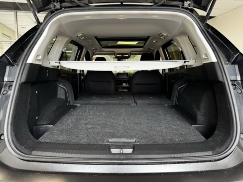 Used 2021 Nissan Rogue SV image 26