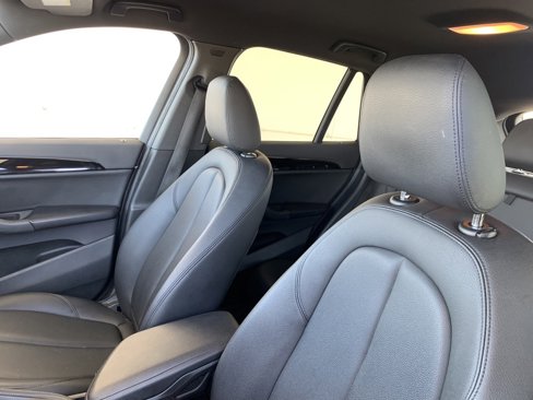 Used 2018 BMW X1 sDrive28i image 10