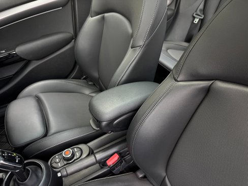 Used 2022 MINI Cooper S w/ Premium Package image 13