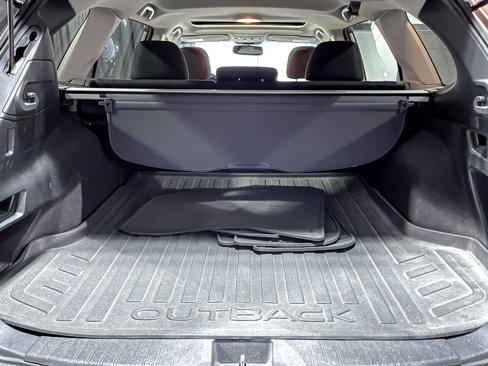 Used 2015 Subaru Outback 2.5i Premium image 9