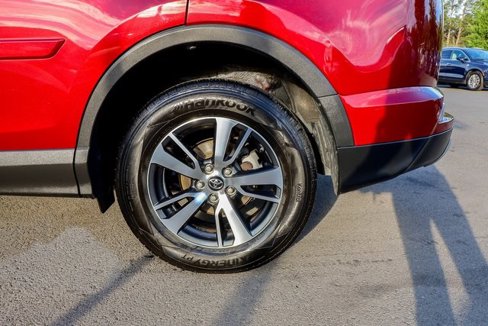 Used 2018 Toyota RAV4 XLE image 20