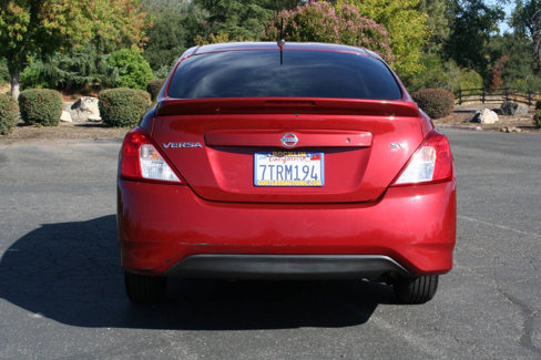 Used 2017 Nissan Versa SV image 5