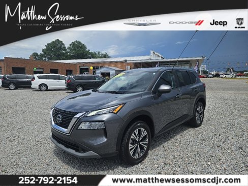Used 2023 Nissan Rogue SV image 1