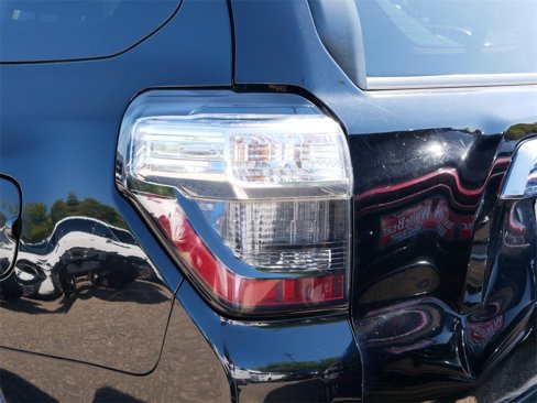Used 2016 Toyota 4Runner Limited image 2