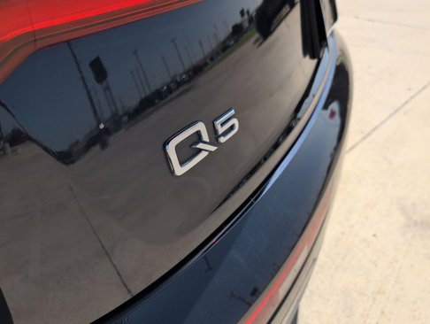 Used 2020 Audi Q5 2.0T Premium image 32