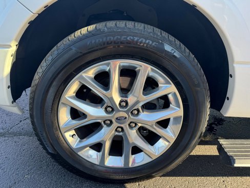 Used 2016 Ford Expedition Limited w/ Equipment Group 301A image 23