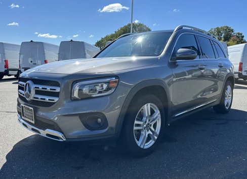 Used 2022 Mercedes-Benz GLB 250 4MATIC image 3
