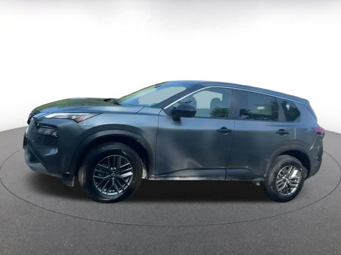 Used 2023 Nissan Rogue S image 7