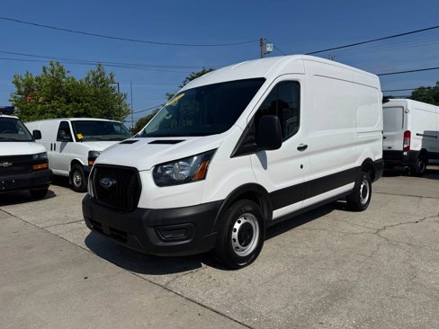 Used 2023 Ford Transit 250 Medium Roof image 3
