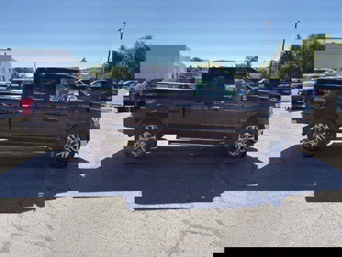 Used 2019 Ford F150 Lariat image 6