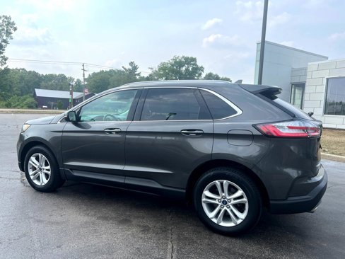 Used 2019 Ford Edge SEL w/ Equipment Group 201A image 4